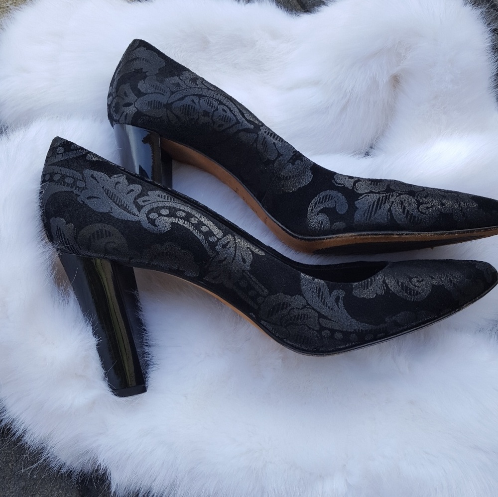 Donald J Pliner Heel Shoes